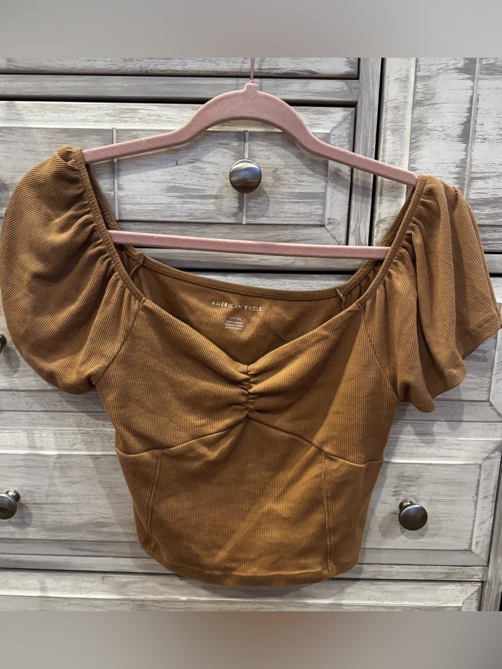 American Eagle Outfitters Brown Puff Sleeve Ribbed Crop Top